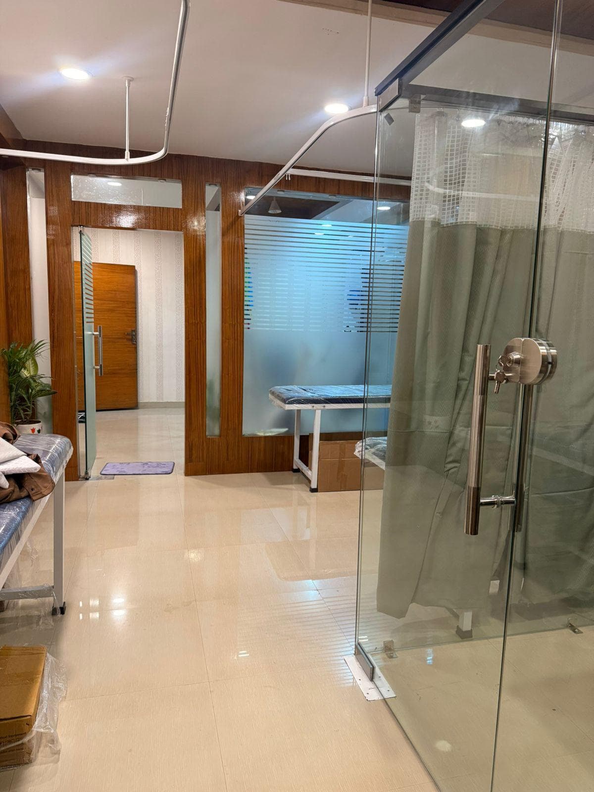 Reception and waiting corridor at VedaKinetics clinic